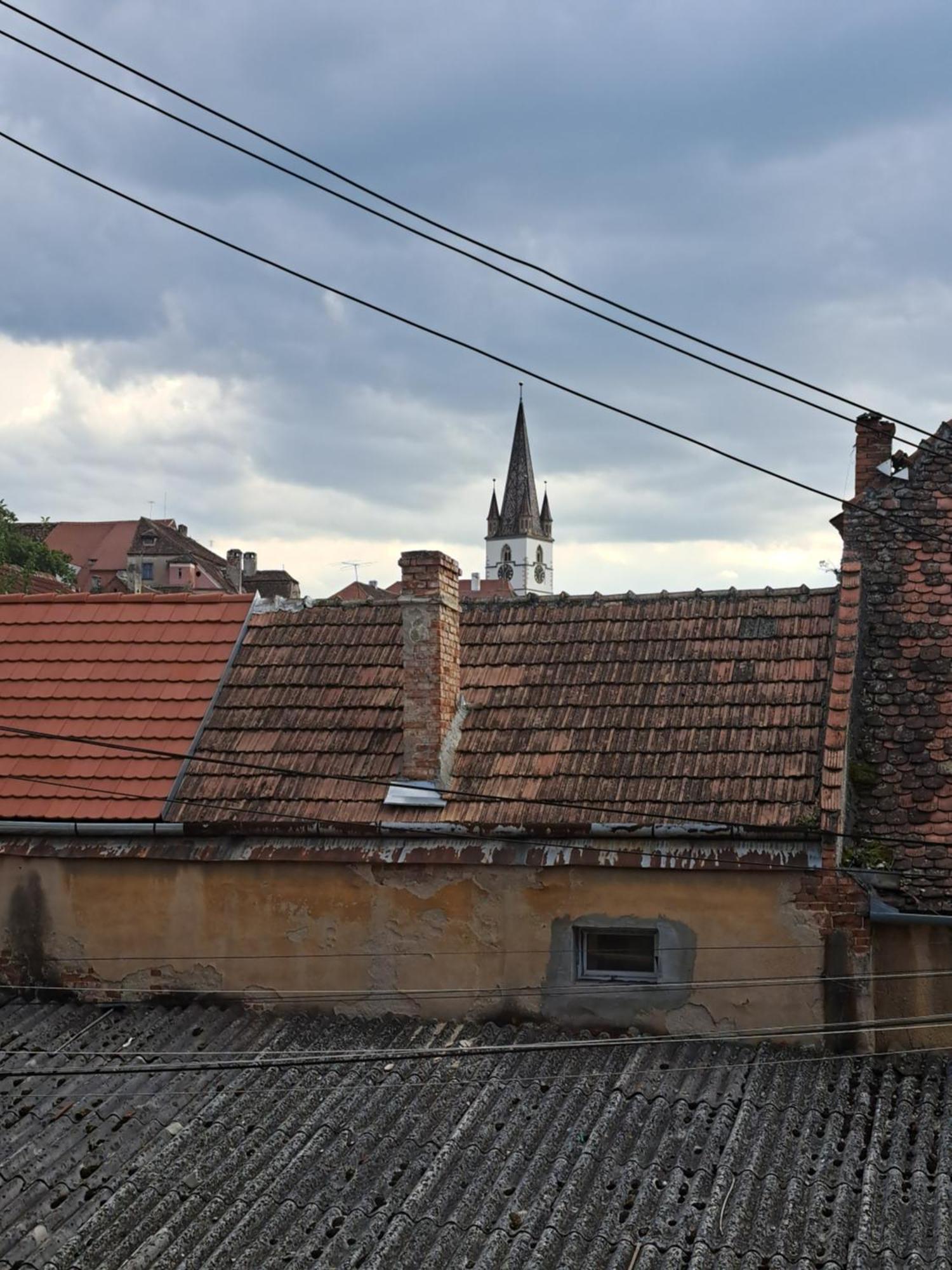 Free Garage In The Center-Delicia 4 Studio! Sibiu Exterior photo