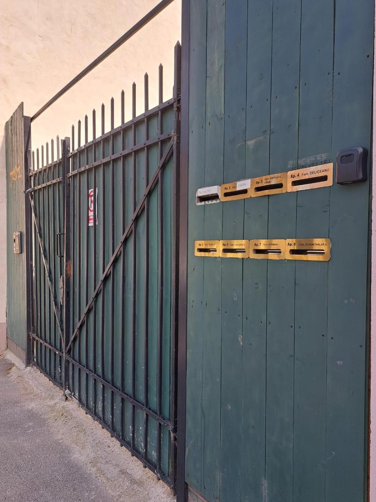 Free Garage In The Center-Delicia 4 Studio! Sibiu Exterior photo